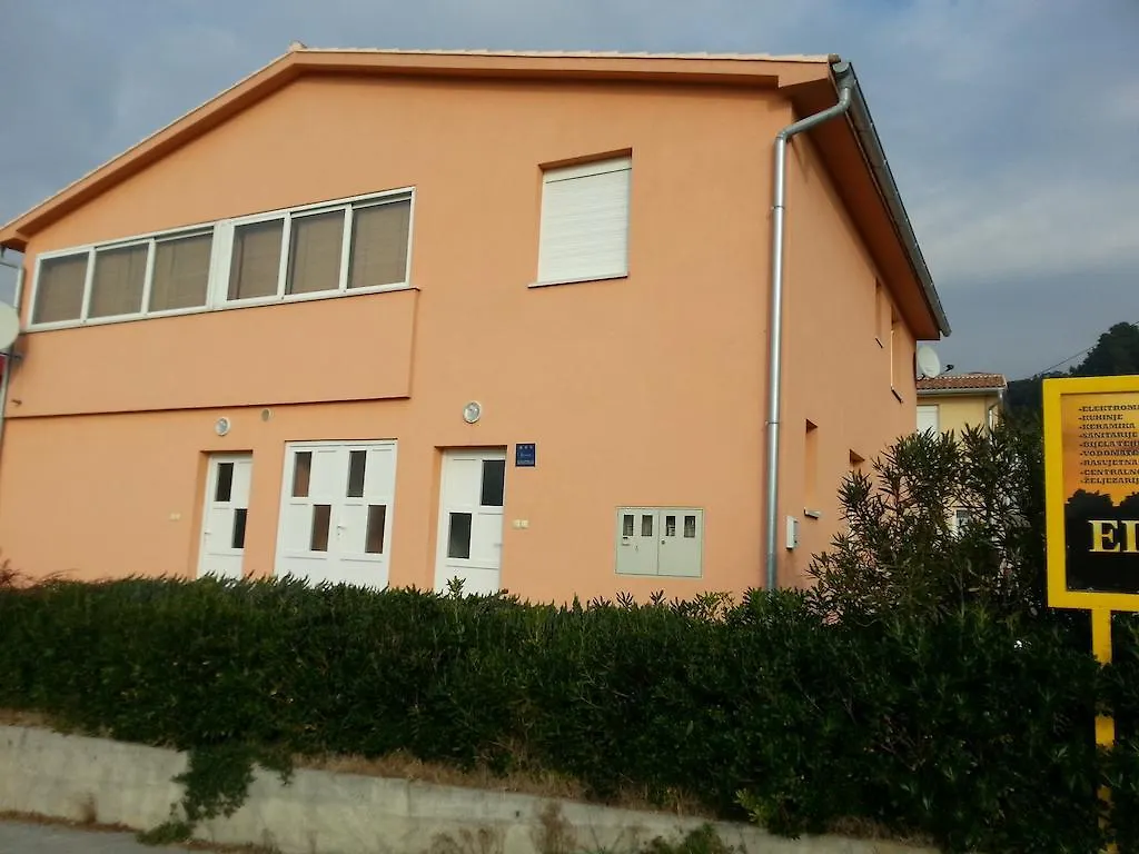 Apartment Marina 拉布 克罗地亚