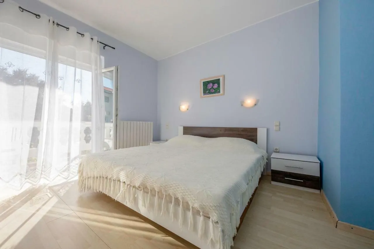 Apartment Marina 拉布 克罗地亚